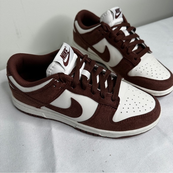 Nike - Men’s Dunk Low “Red Sepia” - Size 6 - Picture 2 of 11